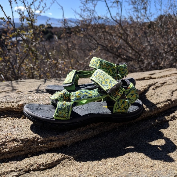 teva lizard sandals